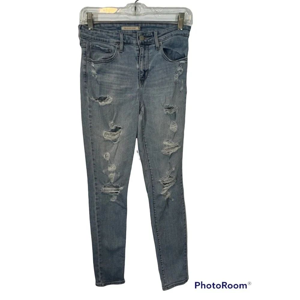 Levi's 721 Women's High Rise Skinny Jeans with Stretch - DISTRESSED - Size 28 - Picture 5 of 8